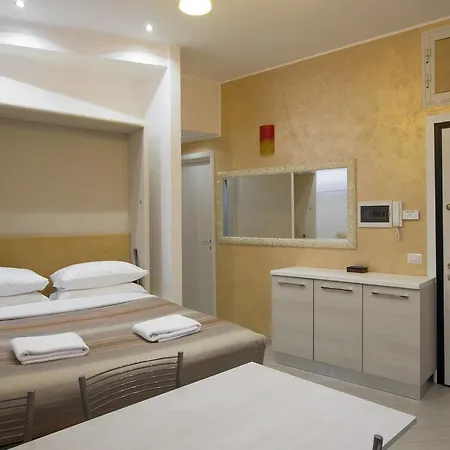 Gold Vatican Apartment *